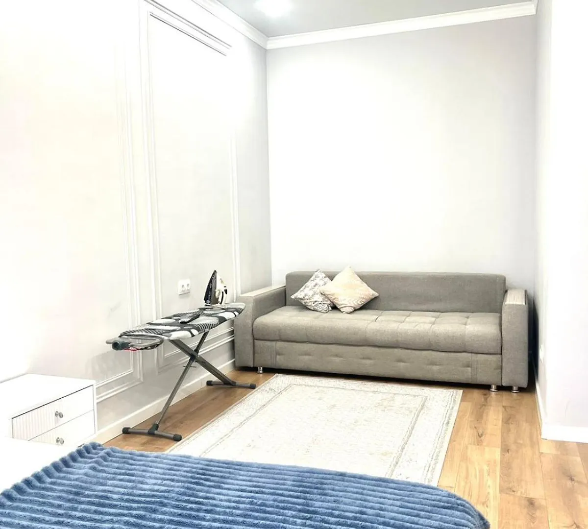 Apartman 1-Комнатная На Ботаническом Asztana Kazahsztán